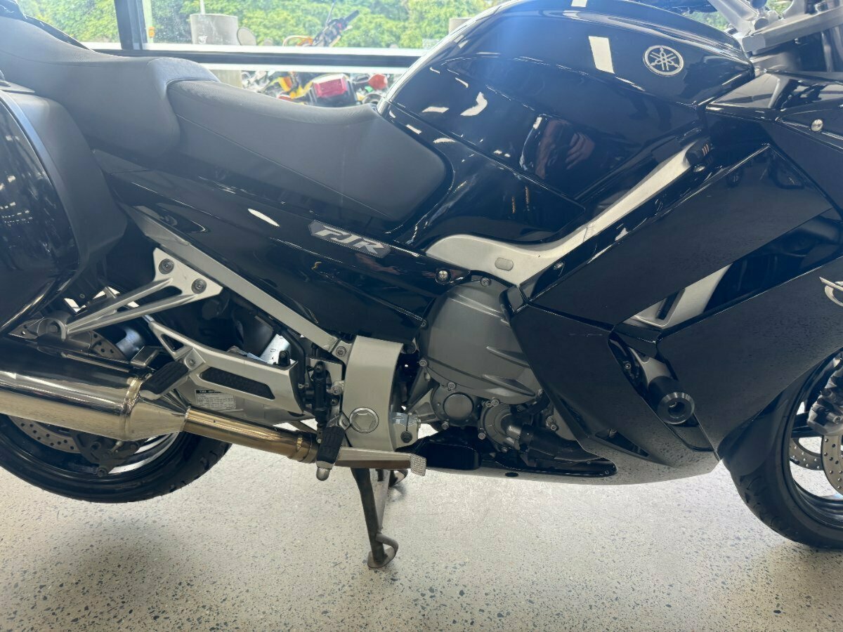 2010 YAMAHA FJR1300A ROAD