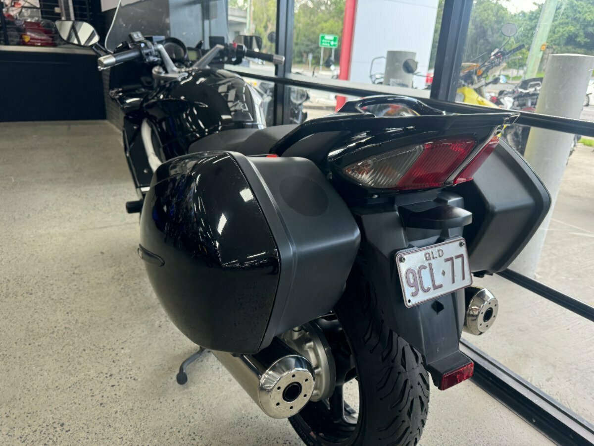 2010 YAMAHA FJR1300A ROAD
