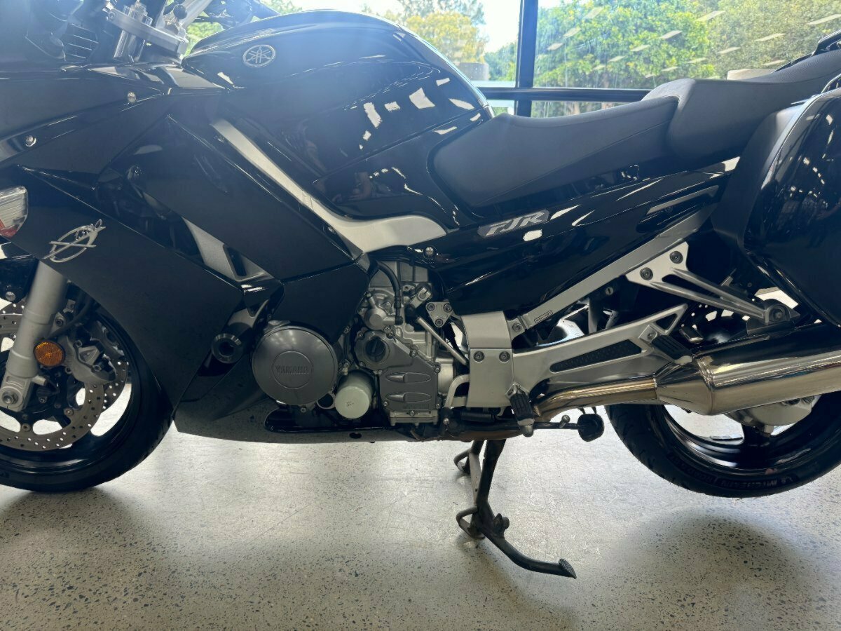 2010 YAMAHA FJR1300A ROAD