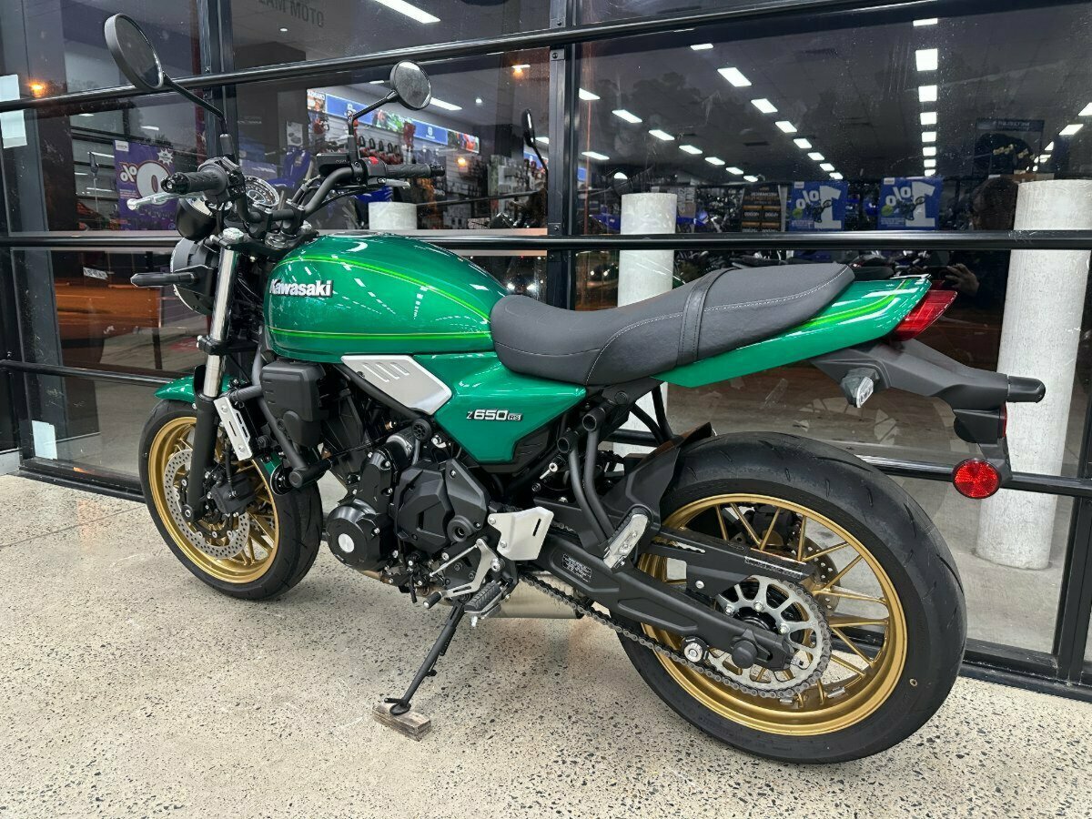 2023 KAWASAKI Z650 RS ROAD