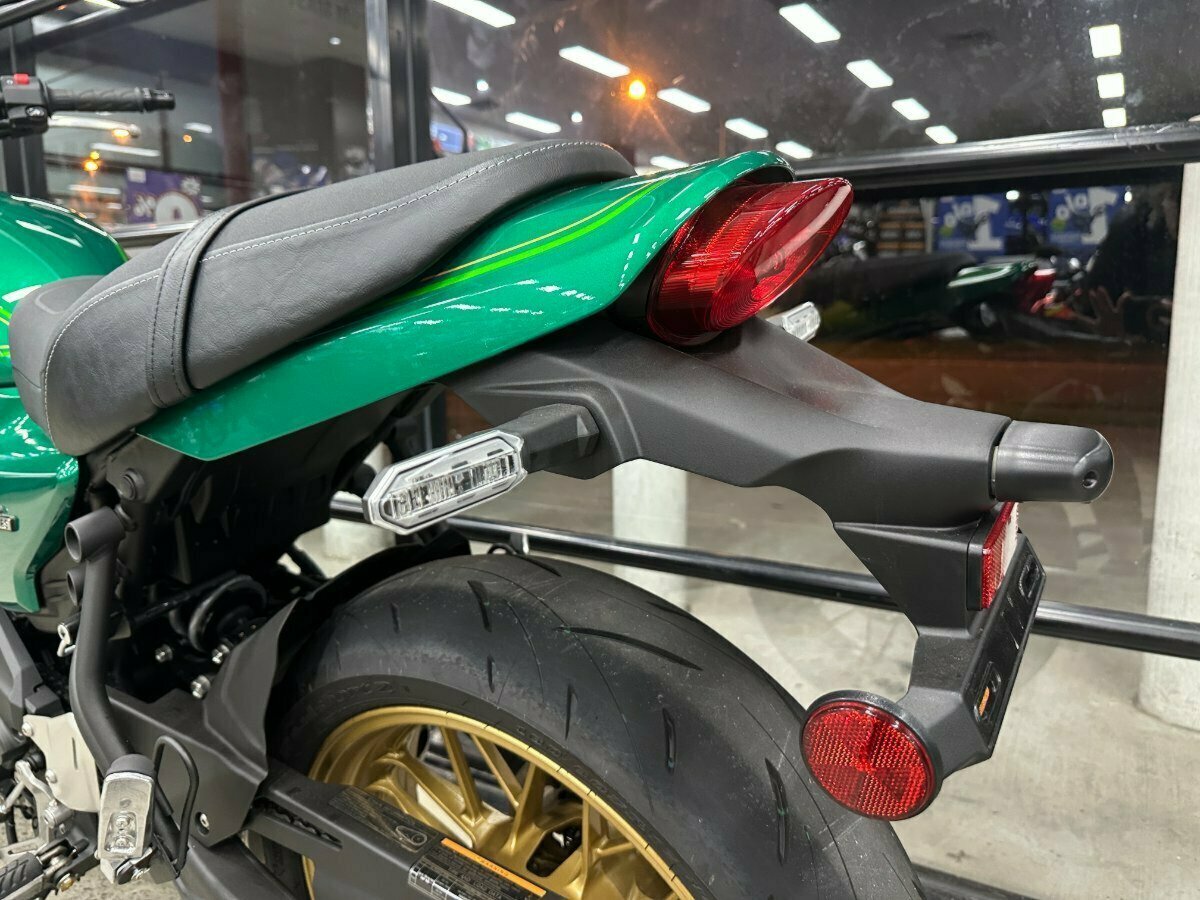 2023 KAWASAKI Z650 RS ROAD