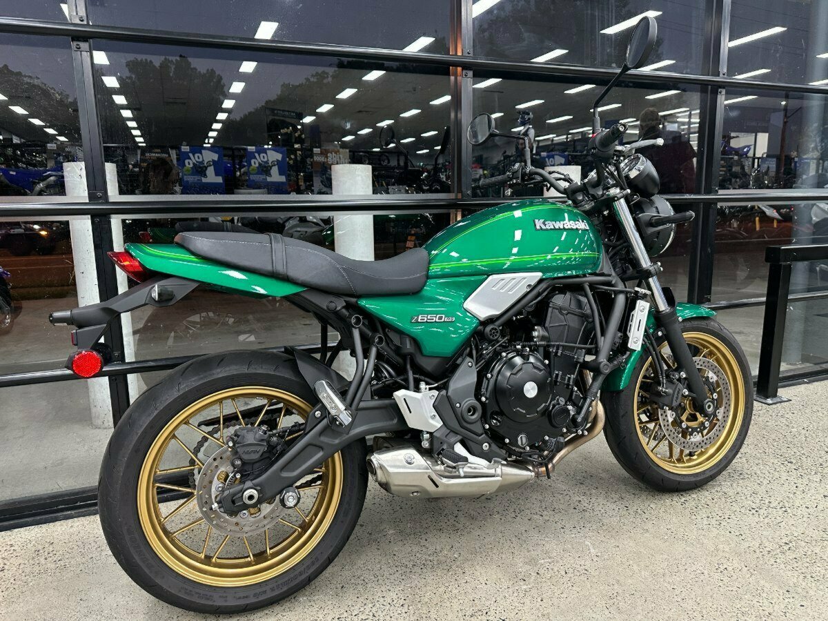 2023 KAWASAKI Z650 RS ROAD