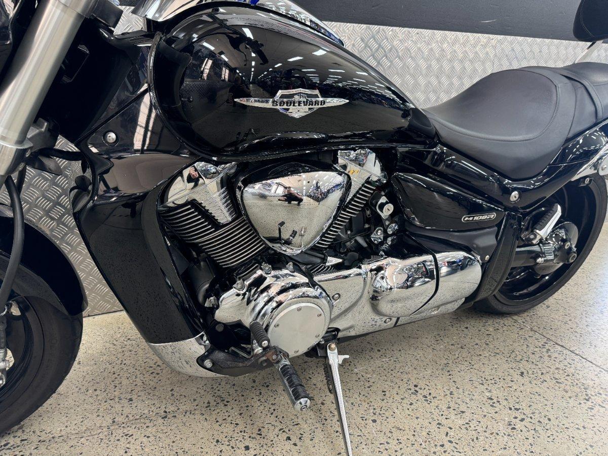 2015 SUZUKI BOULEVARD M109R (VZR1800) CRUISER