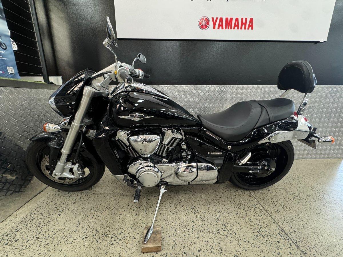 2015 SUZUKI BOULEVARD M109R (VZR1800) CRUISER