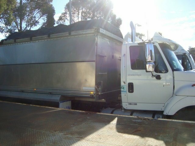 2007 INTERNATIONAL 7600 TRUCK TIPPER