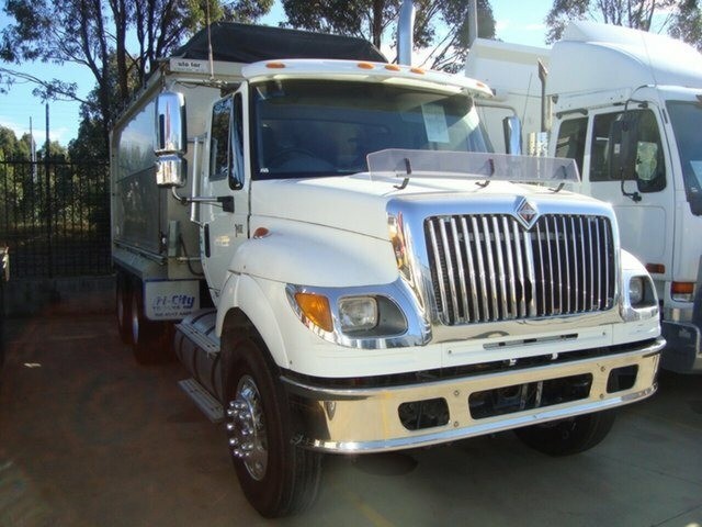 2007 INTERNATIONAL 7600 TRUCK TIPPER