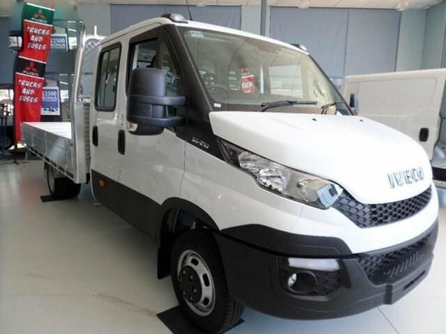 2015 IVECO DAILY TRUCK TRAY