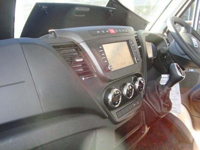 2016 IVECO DAILY 50C21 DUAL CAB TRUCK AUTOMATIC CAB CHASSIS