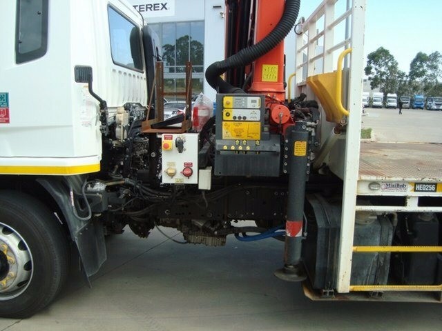 2013 MITSUBISHI FIGHTER TRUCK AUTOMATIC CRANE TRUCK