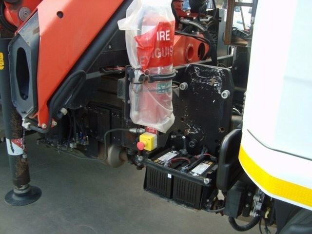 2013 MITSUBISHI FIGHTER TRUCK AUTOMATIC CRANE TRUCK