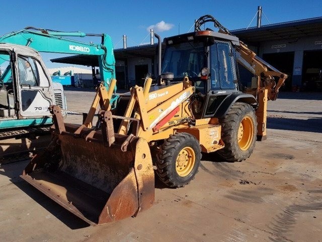 2010 CASE 590SM LOADER AUTOMATIC BACKHOE LOADER