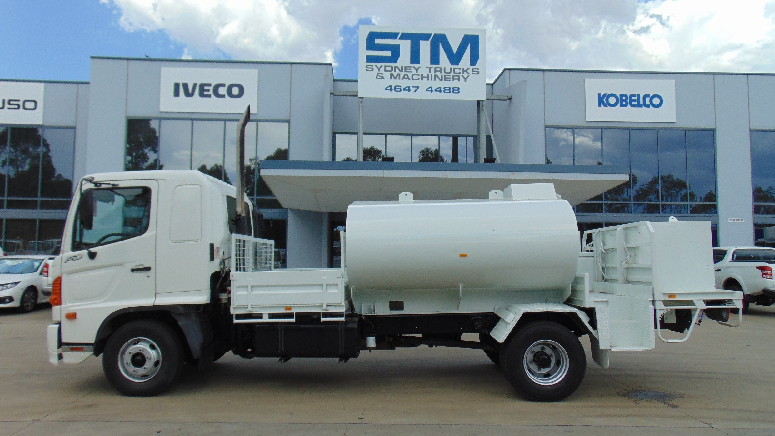 2007 HINO FD RANGER 6 FD1J TRUCK FUEL/LUBE TANKER