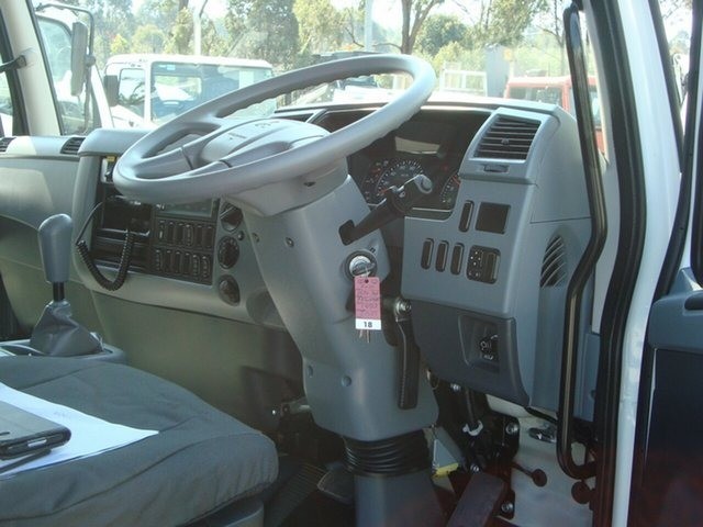 2017 FUSO FIGHTER 1124 TRUCK MANUAL SERVICE BODY