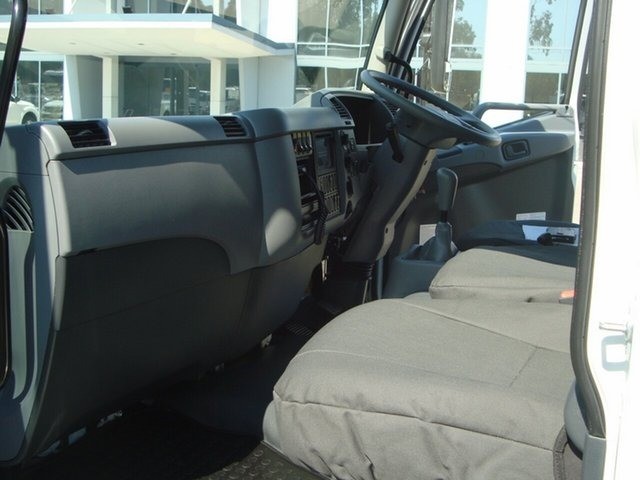 2017 FUSO FIGHTER 1124 TRUCK MANUAL SERVICE BODY