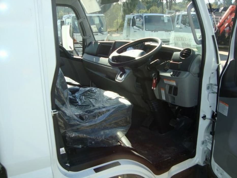 2017 FUSO CANTER TRUCK AUTOMATIC PANTECH