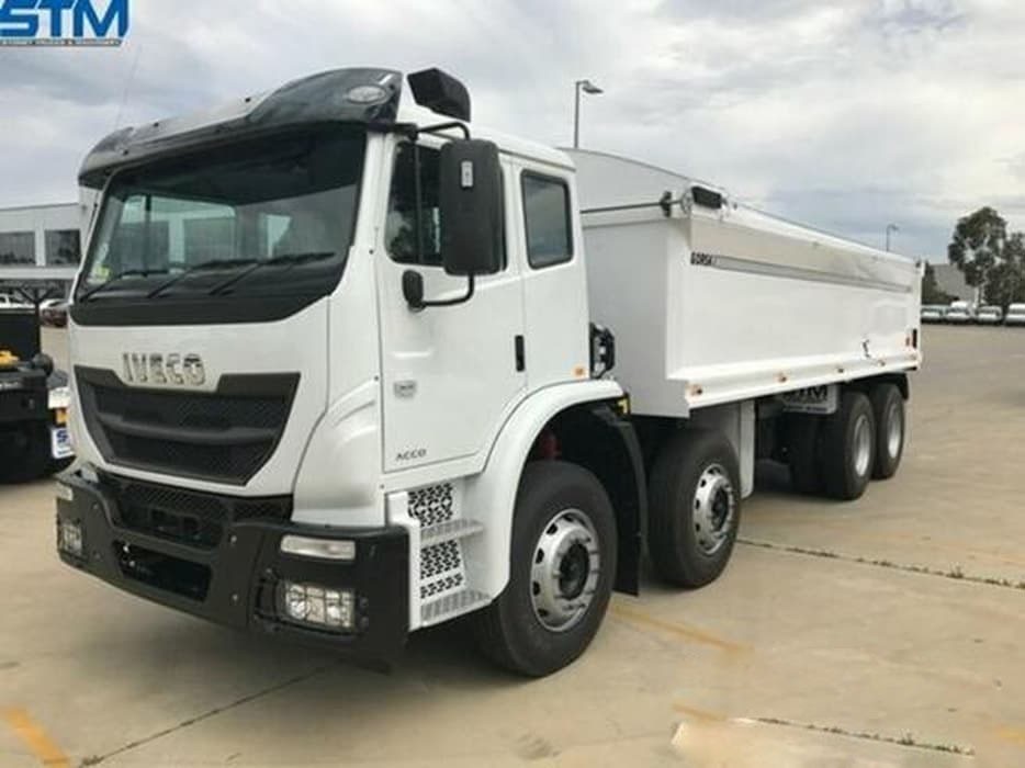 2017 IVECO ACCO TRUCK TIPPER