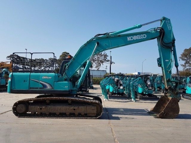 2010 KOBELCO SK200 EXCAVATOR