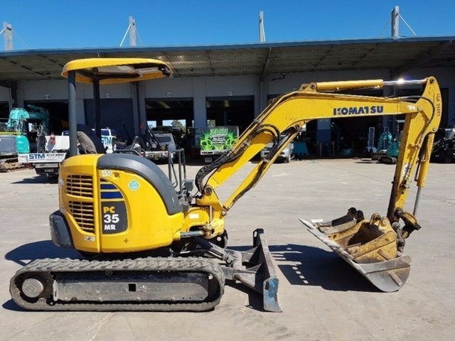 2013 KOMATSU PC35 AUTOMATIC EXCAVATOR