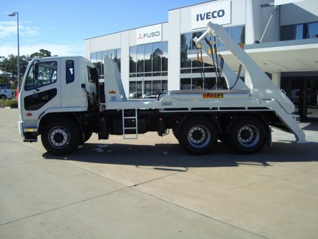 2018 FUSO FIGHTER 2427 FN62FK2RFAM TRUCK AUTOMATIC HOOKLIFT/BI FOLD