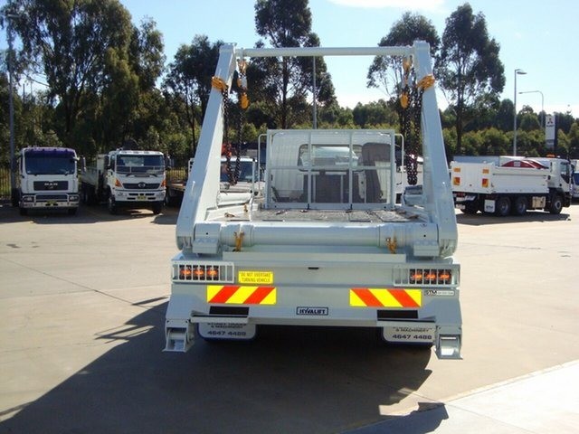 2018 FUSO FIGHTER 2427 FN62FK2RFAM TRUCK AUTOMATIC HOOKLIFT/BI FOLD
