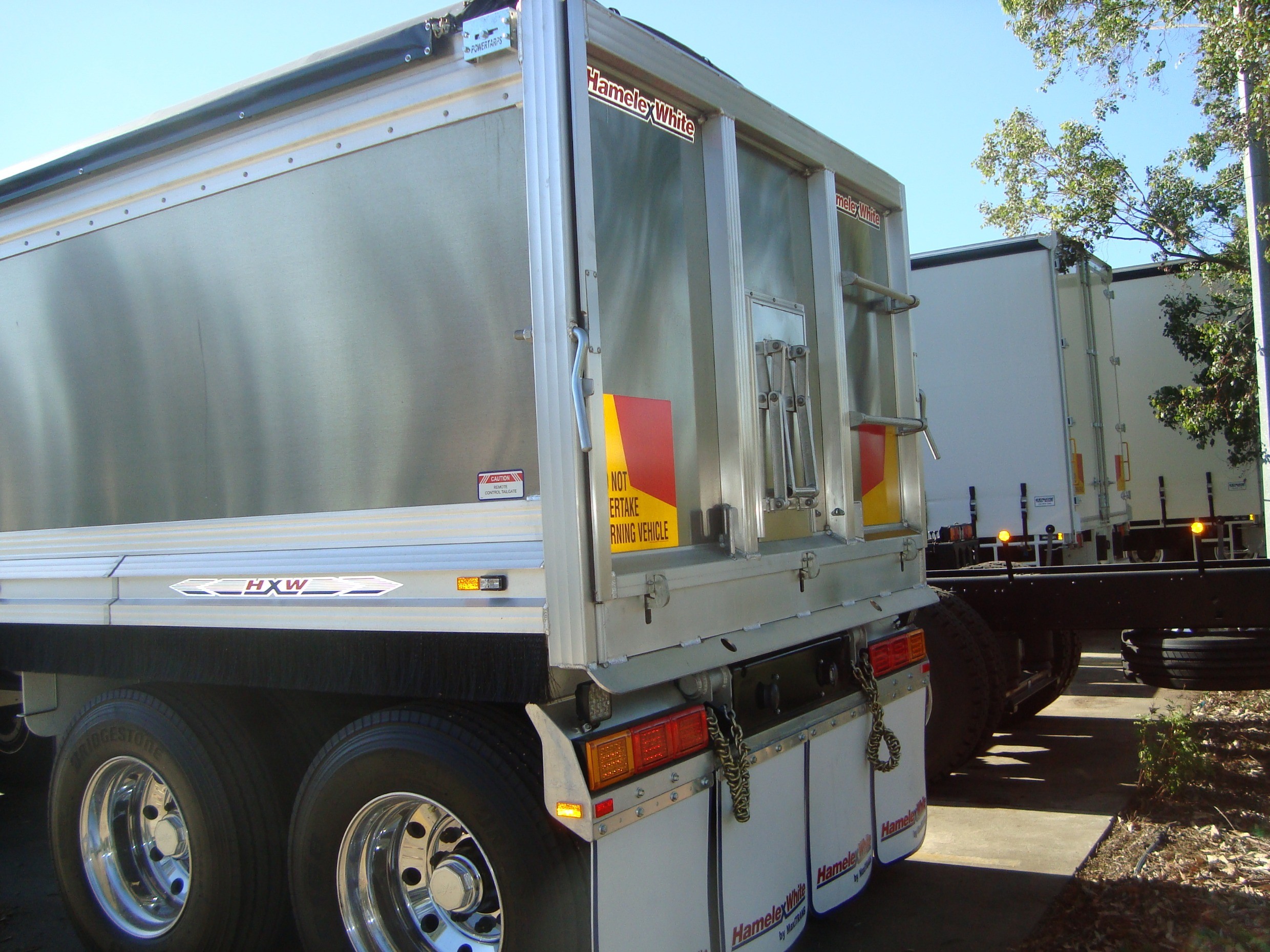 2017 HAMELEX WHITE TIPPER TRAILER QUAD DOG TRAILER