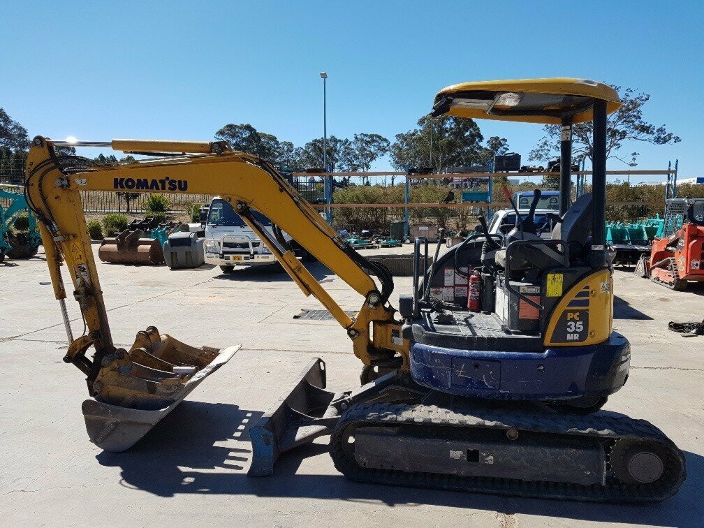2013 KOMATSU PC35MR-3 MR-3 AUTOMATIC 1D TRACK MOUNTED EXCAVATOR