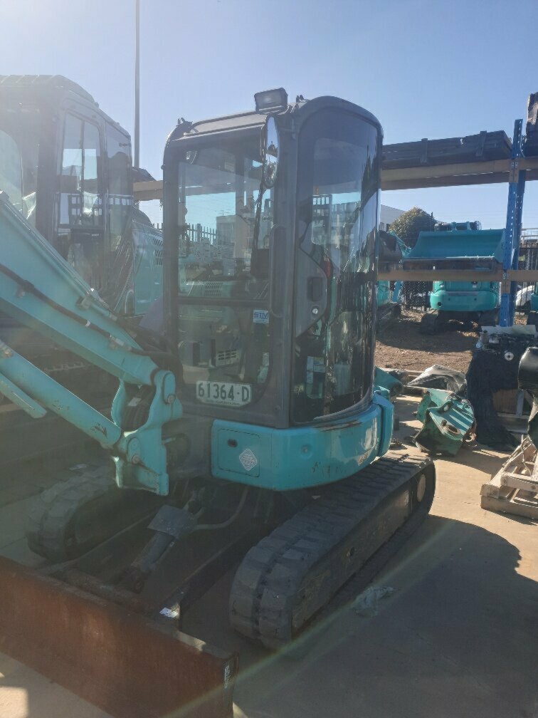 2015 KOBELCO SK35SR -6 AUTOMATIC 1D TRACK MOUNTED EXCAVATOR