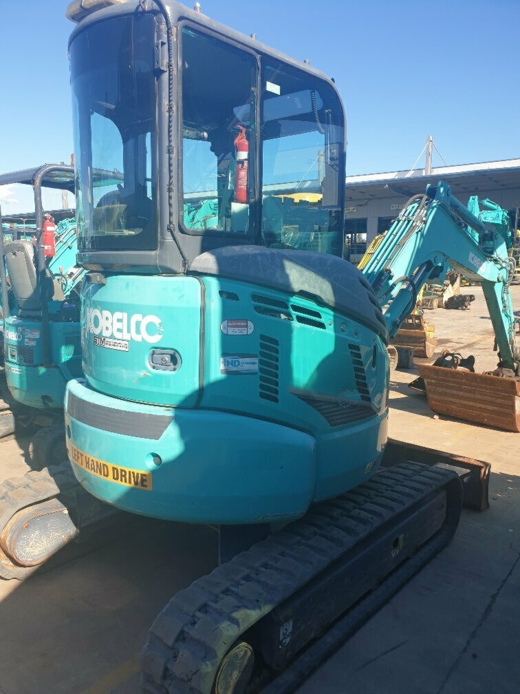 2015 KOBELCO SK35SR -6 AUTOMATIC 1D TRACK MOUNTED EXCAVATOR