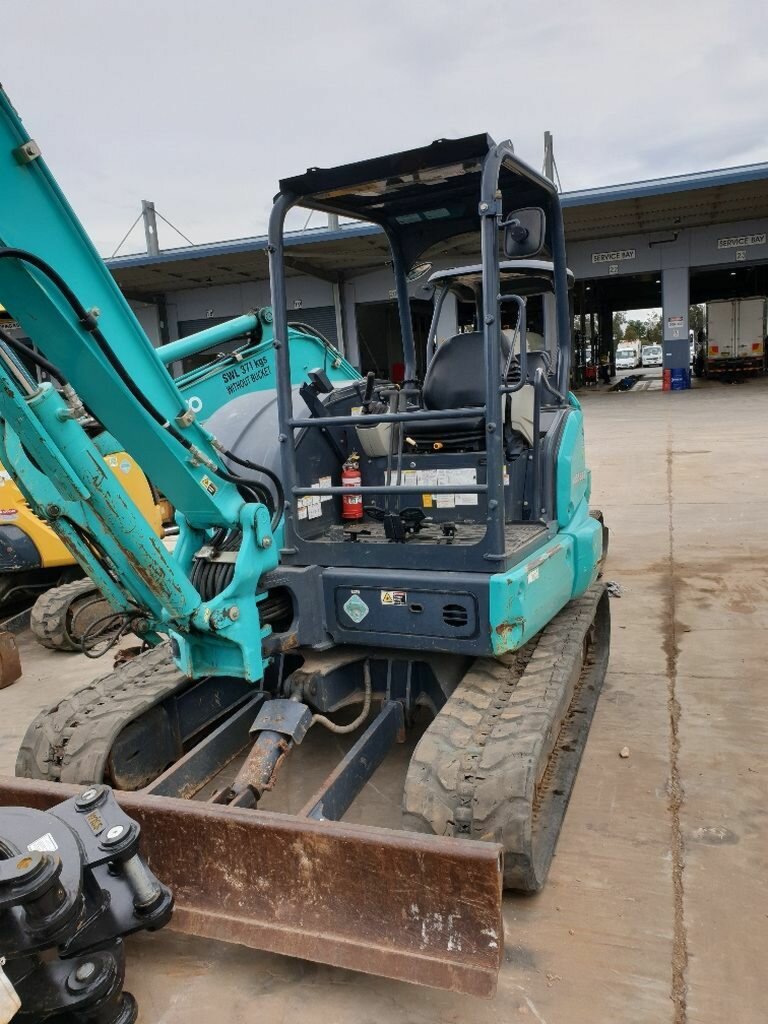 2015 KOBELCO SK55SRX-6 SRX-6 AUTOMATIC 1D TRACK MOUNTED EXCAVATOR