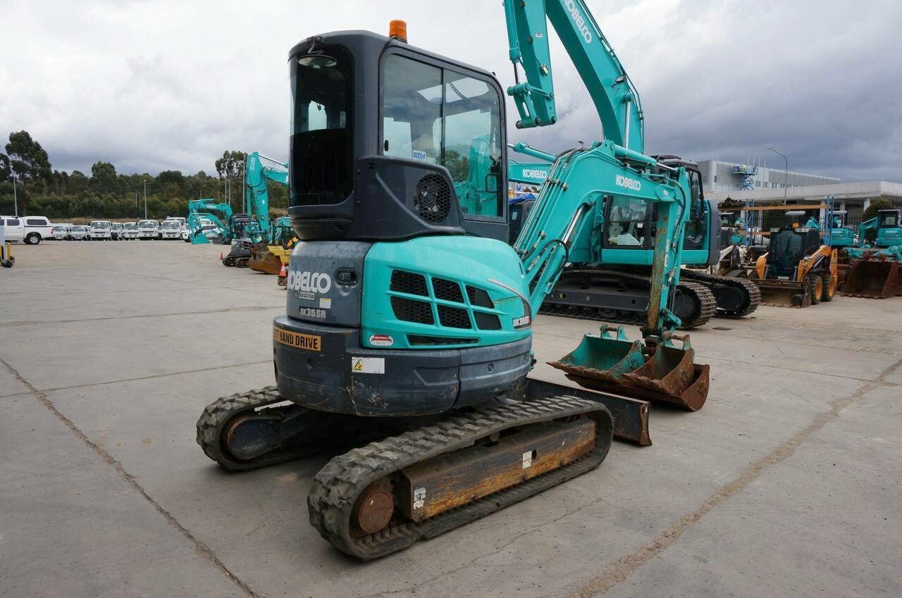 2014 KOBELCO SK35SR -5 AUTOMATIC 1D TRACK MOUNTED EXCAVATOR