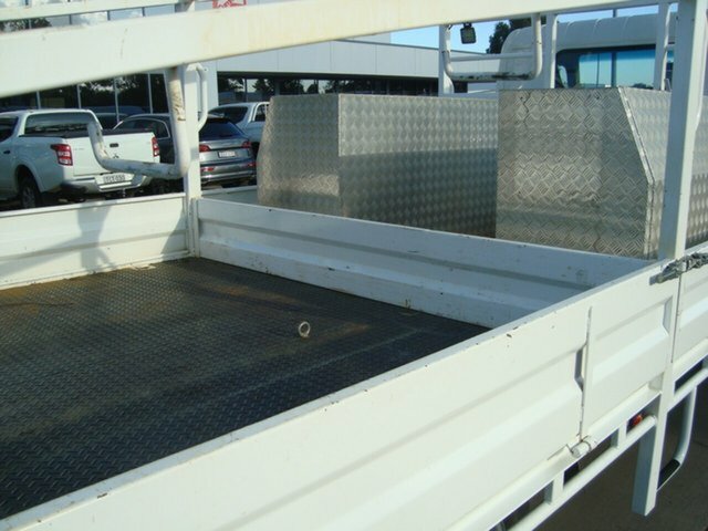 2017 FUSO CANTER 615 AUTOMATED 2D TRAY