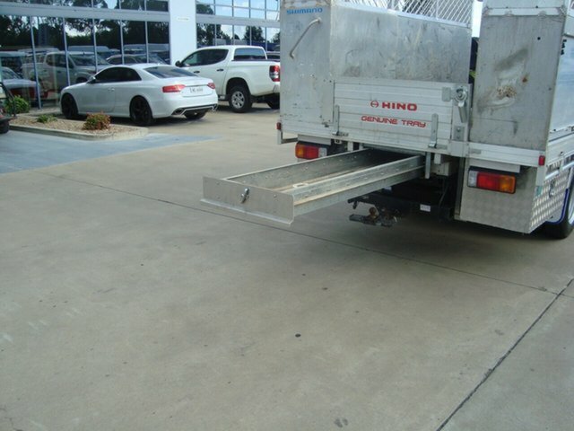 2016 HINO 617 300 MANUAL 2D TRUCK