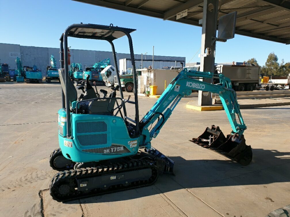 2018 KOBELCO SK17SR -5 AUTOMATIC 1D TRACK MOUNTED EXCAVATOR