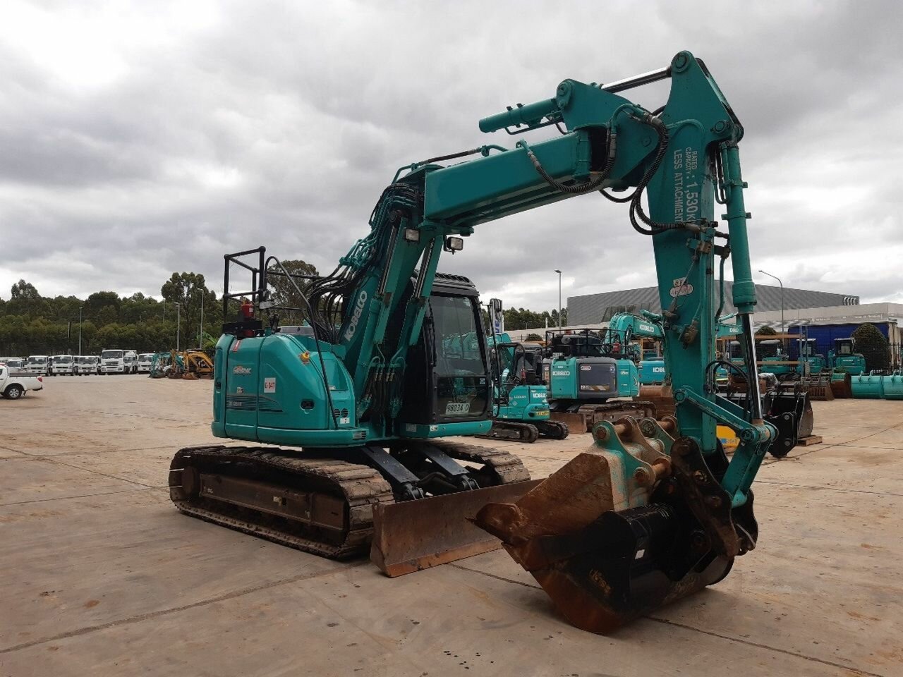 2016 KOBELCO SK135SR-3 OFFSET AUTOMATIC 1D TRACK MOUNTED EXCAVATOR