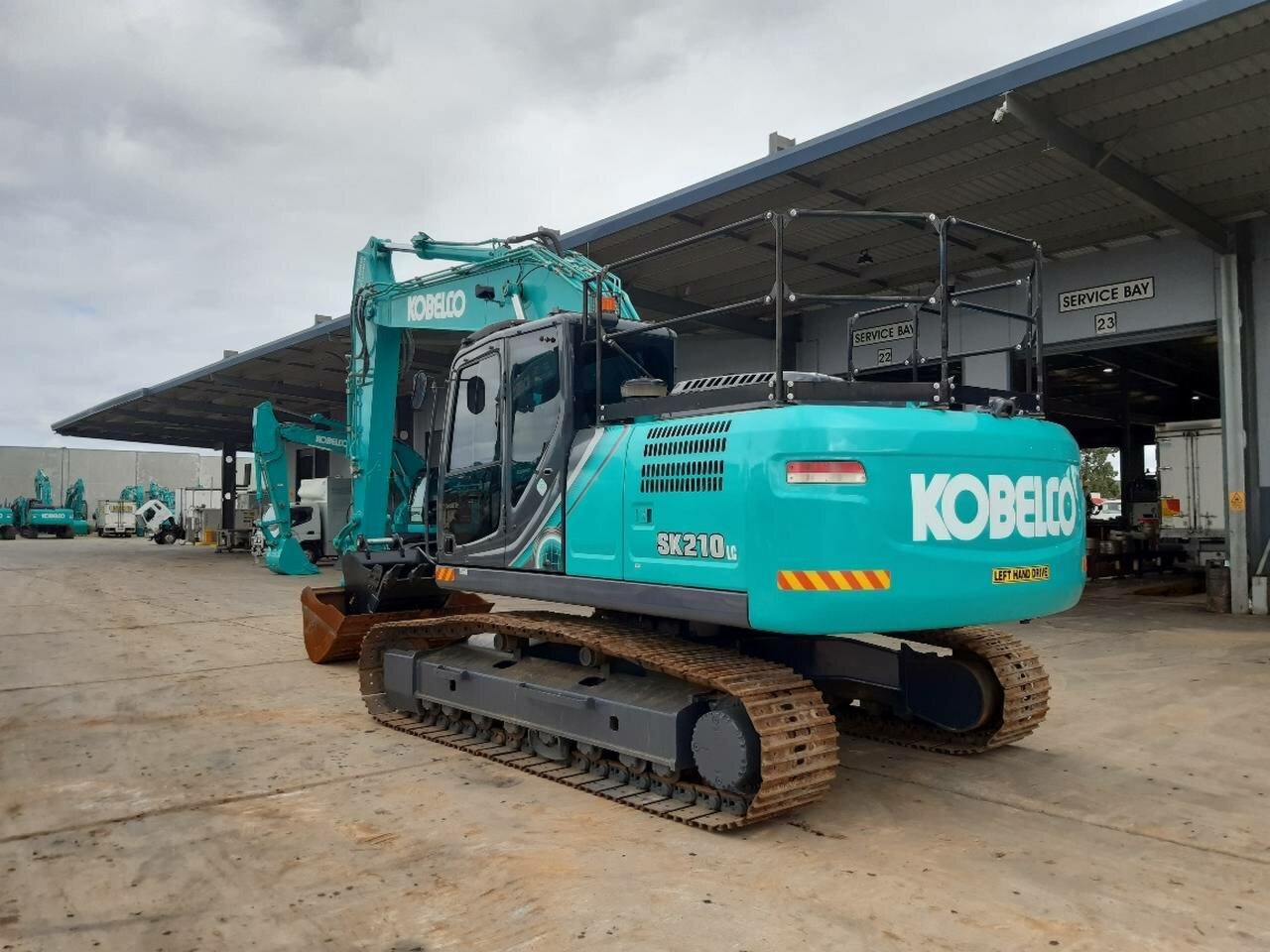 2017 KOBELCO SK210LC-10