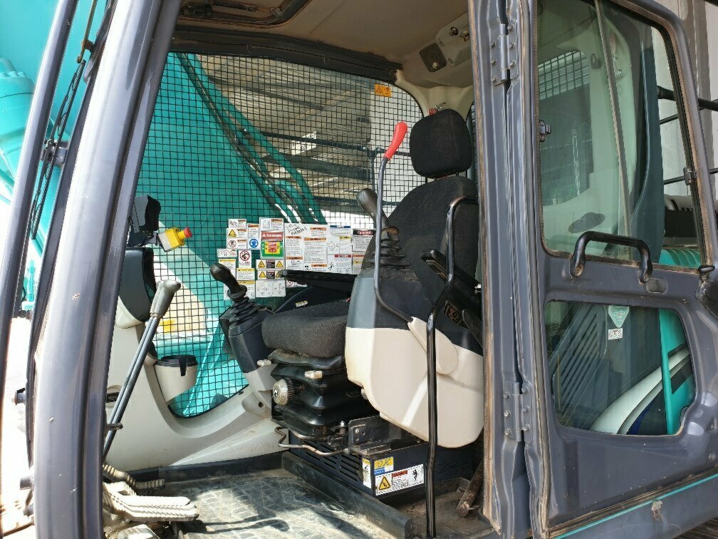 2011 KOBELCO SK260LC -8 AUTOMATIC 1D TRACK MOUNTED EXCAVATOR