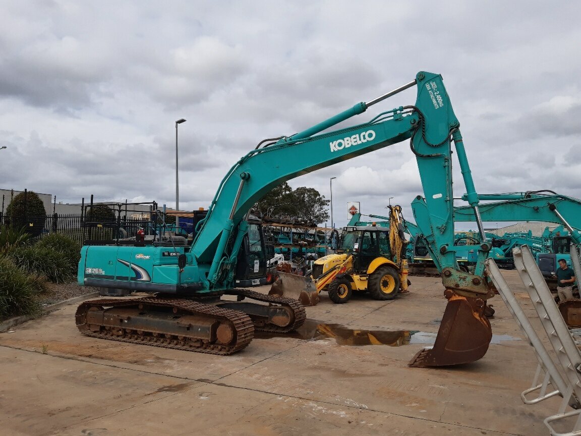 2011 KOBELCO SK260LC -8 AUTOMATIC 1D TRACK MOUNTED EXCAVATOR
