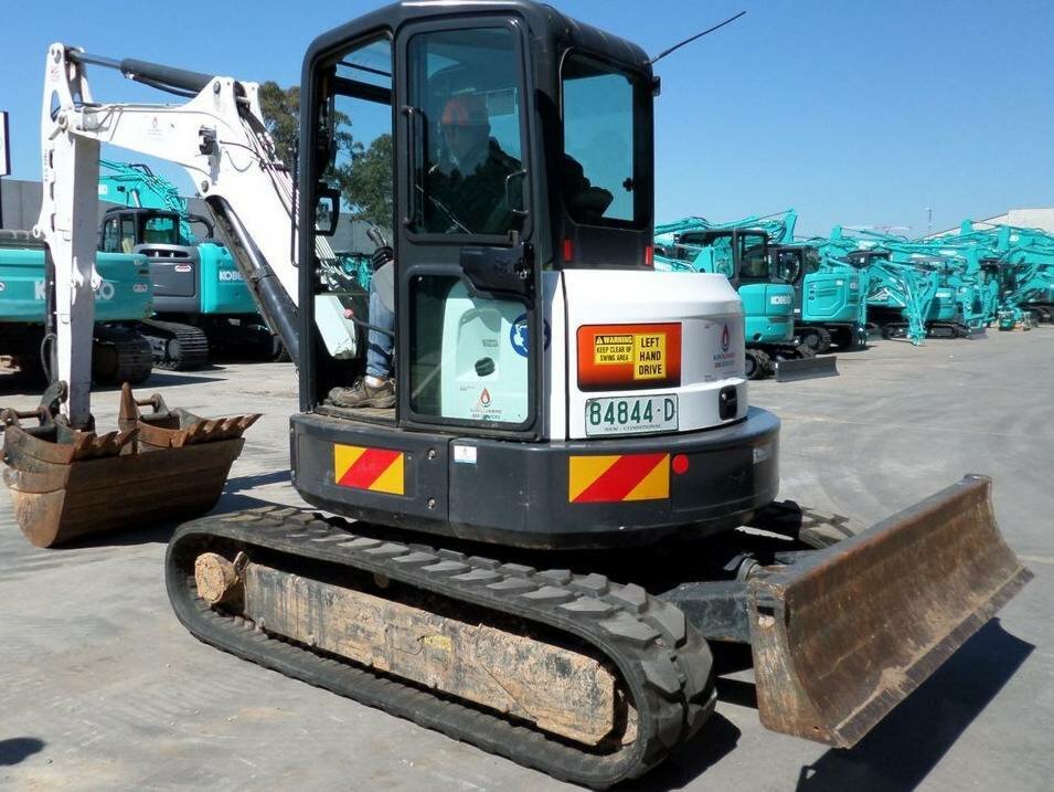 2017 BOBCAT E50 E50 AUTOMATIC 1D TRACK MOUNTED EXCAVATOR