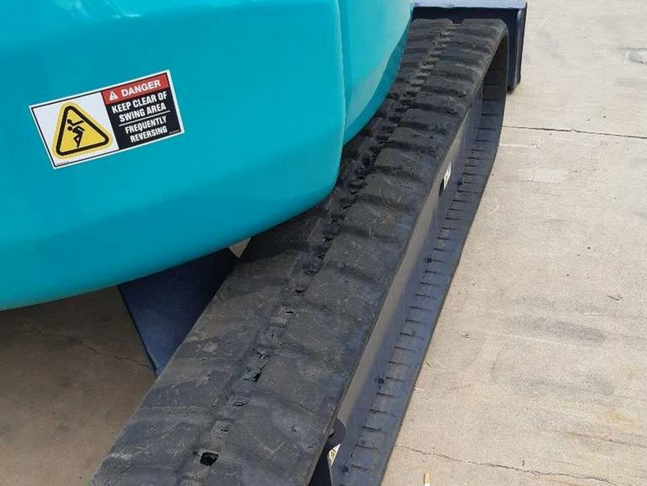 2017 KOBELCO SK35SR -6 EXCAVATOR