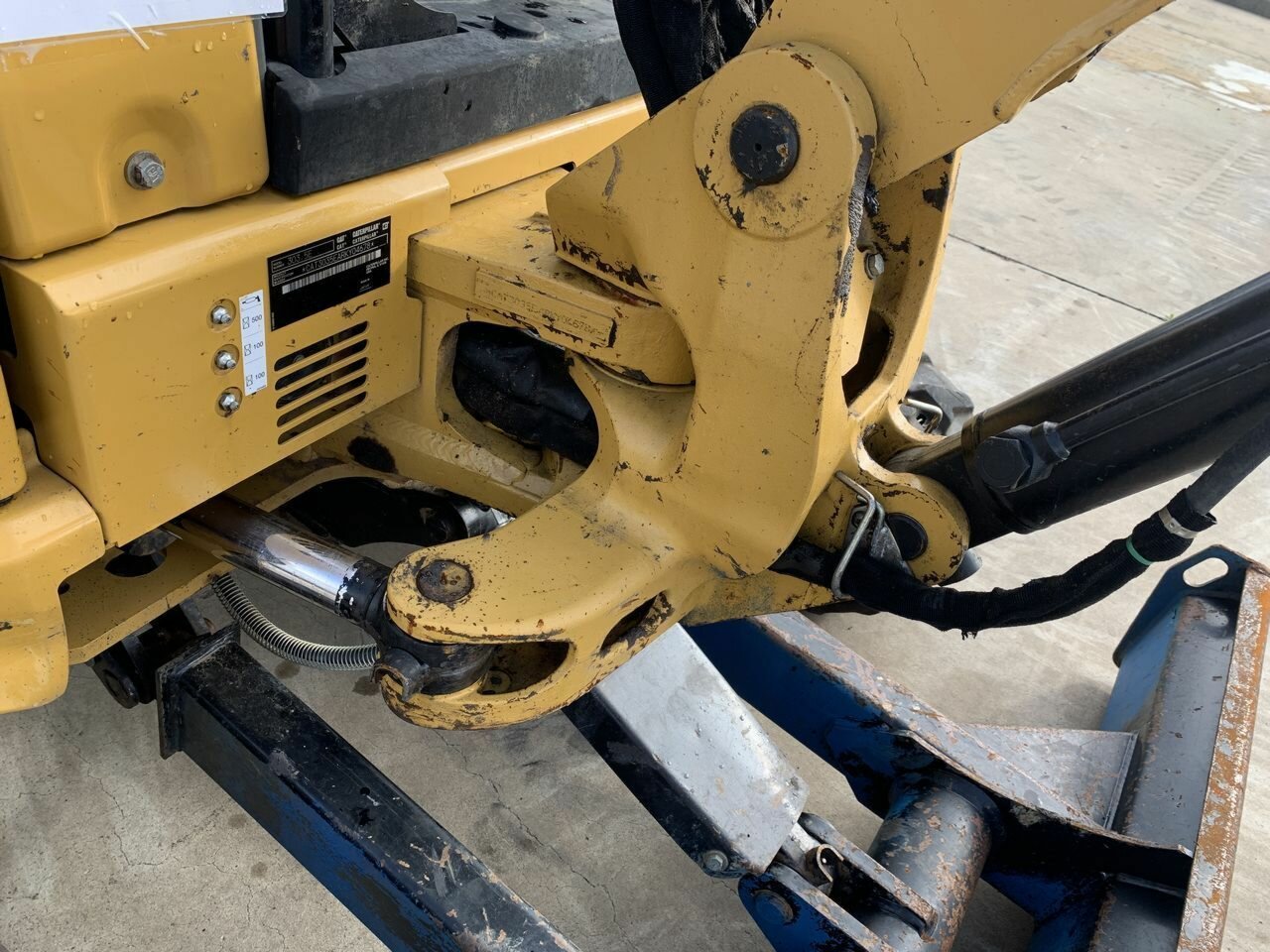 2014 CAT ECR 303.5E ECR 1D TRACK MOUNTED EXCAVATOR