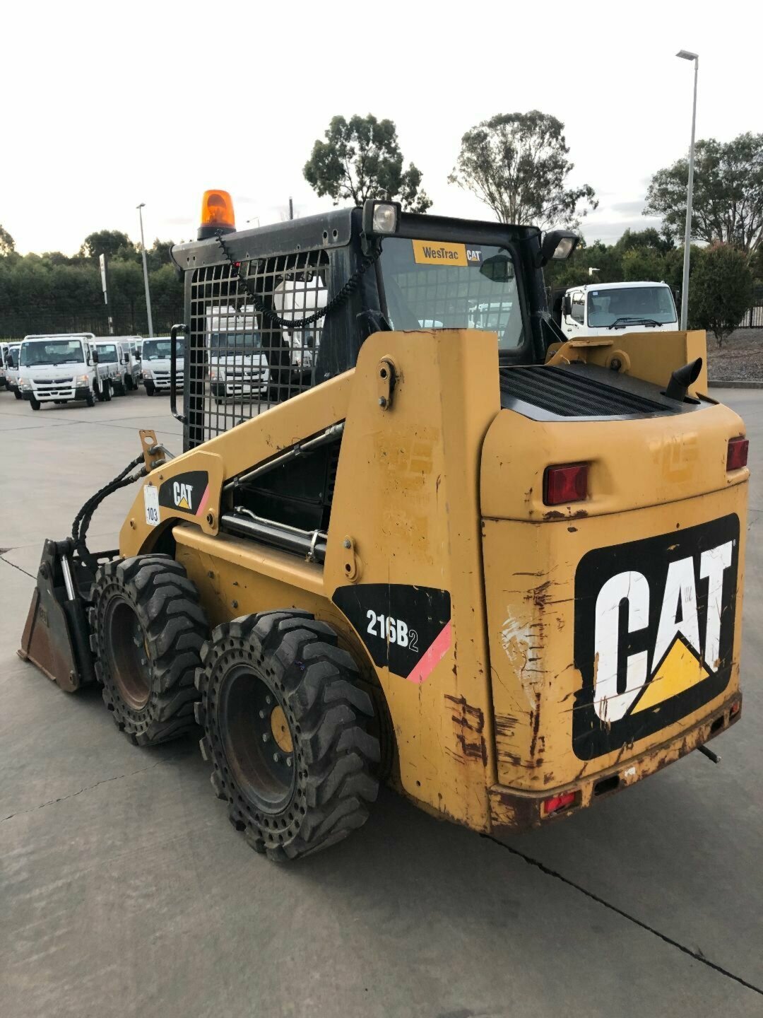2000 CAT 216B2 0DR-BOBCAT