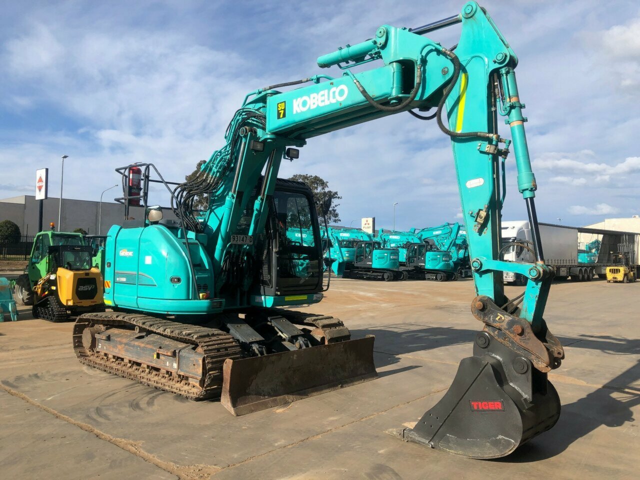 2015 KOBELCO SK135SR -3 1D TRACK MOUNTED EXCAVATOR