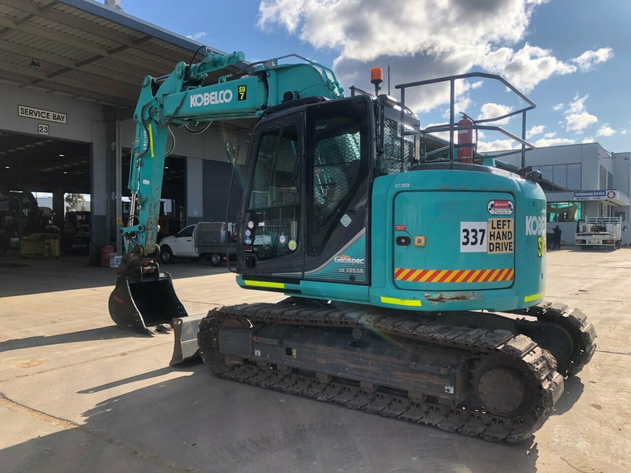 2015 KOBELCO SK135SR -3 1D TRACK MOUNTED EXCAVATOR