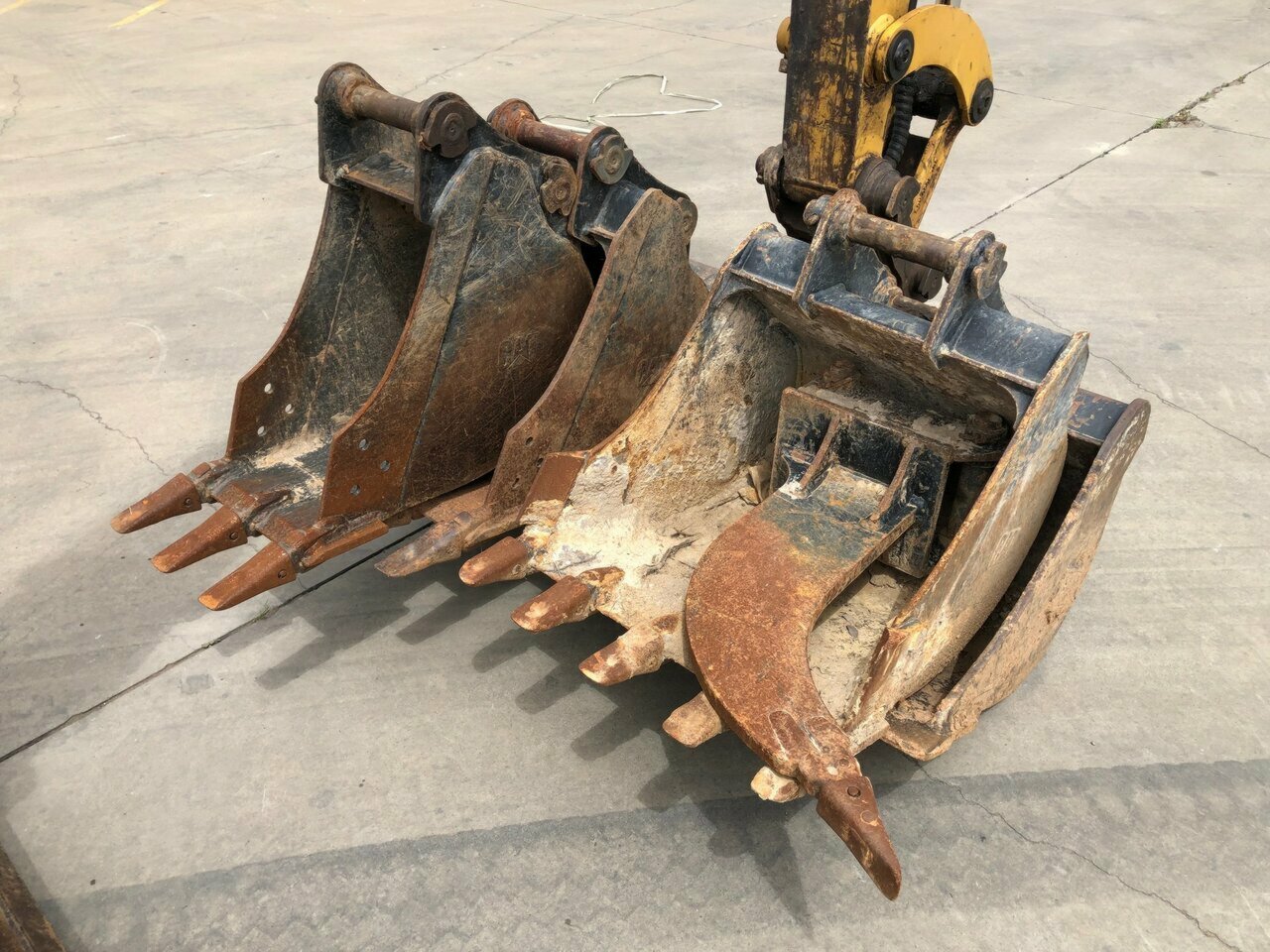 2000 CAT 305ERC 305ERC 1D TRACK MOUNTED EXCAVATOR