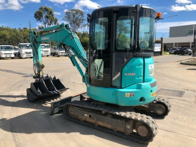 2015 KOBELCO SK35SR -6 TRACK MOUNTED EXCAVATOR