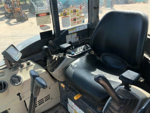 2015 KOBELCO SK35SR -6 TRACK MOUNTED EXCAVATOR