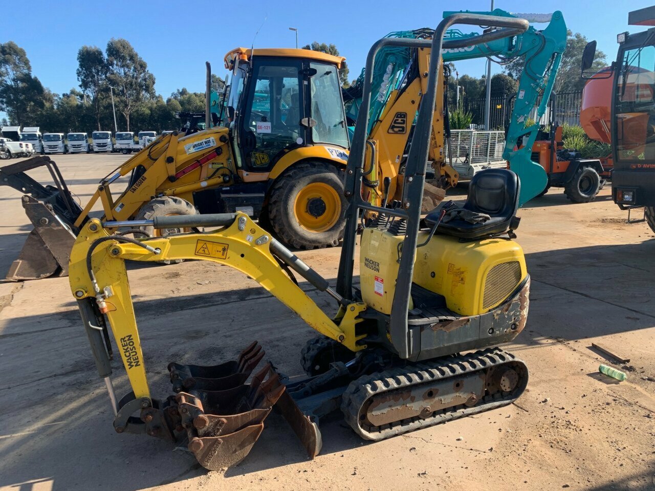2000 WACKER NEUSON 803 1D TRACK MOUNTED EXCAVATOR