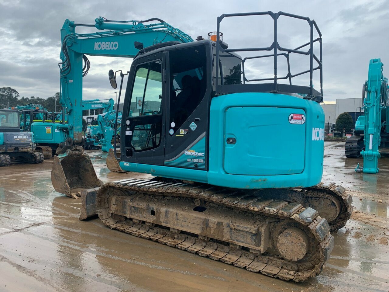 2015 KOBELCO SK135SR -3 1D TRACK MOUNTED EXCAVATOR