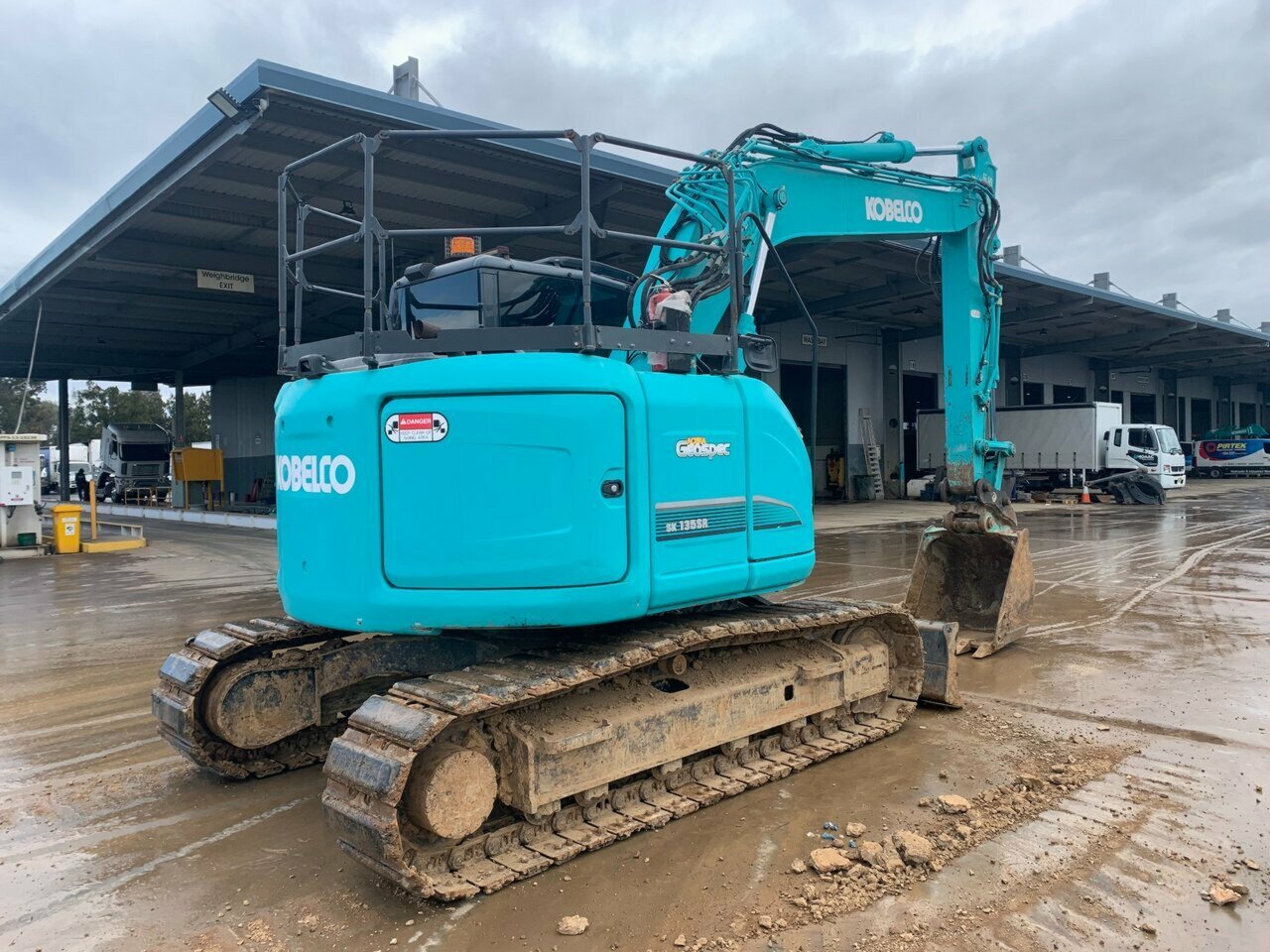 2015 KOBELCO SK135SR -3 1D TRACK MOUNTED EXCAVATOR