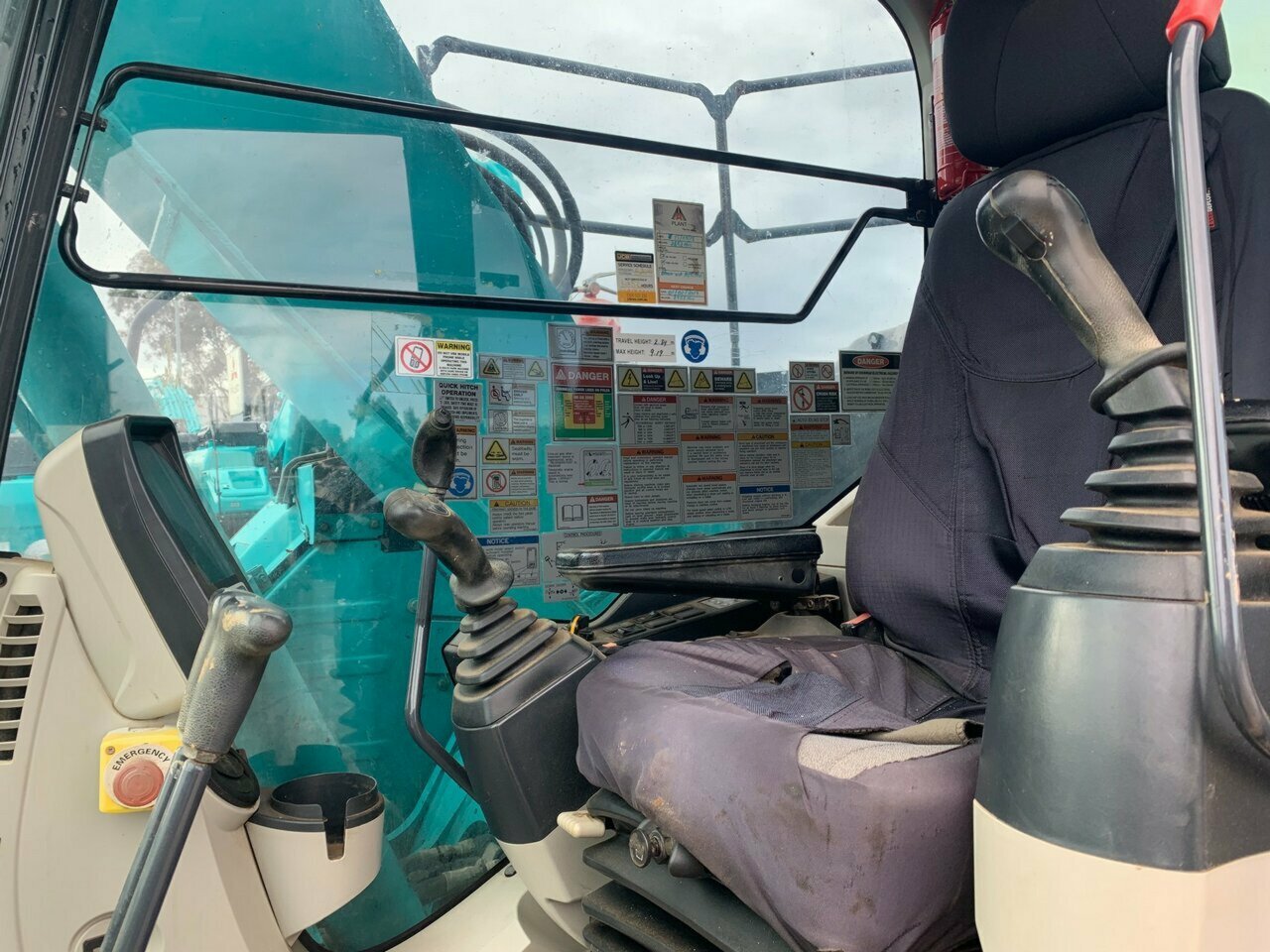 2015 KOBELCO SK135SR -3 1D TRACK MOUNTED EXCAVATOR